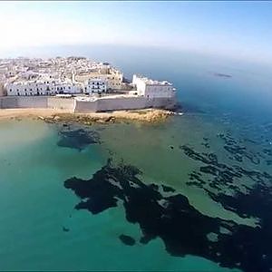 GALLIPOLI BY DRONE SPIAGGIA DEL SALENTO - YouTube